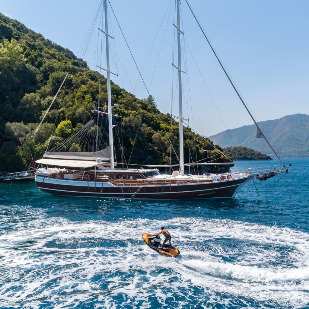 blue cruise travelers in Turkey - S Nur Taylan Gulet