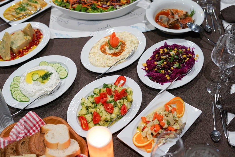 Turkish meals on gulet charter tours