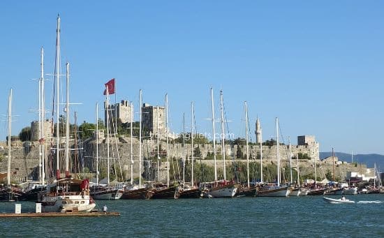 goletas en el puerto de Bodrum